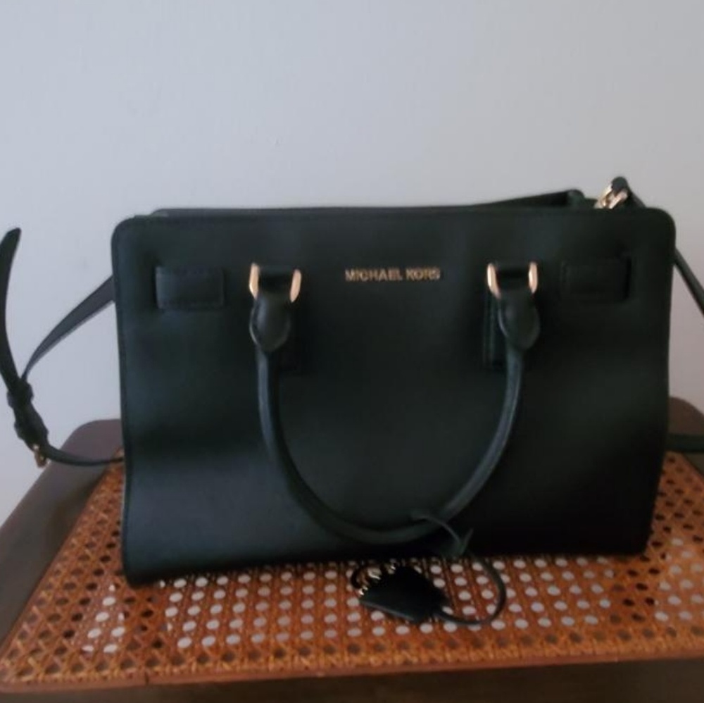 Michael kors satchel